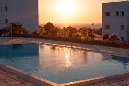 Joya Cyprus Mermaid Penthouse Apartment Agios Amvrosios  Bagian luar foto